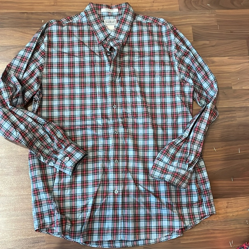 Tartan plaid men’s long sleeve button up collared shirt